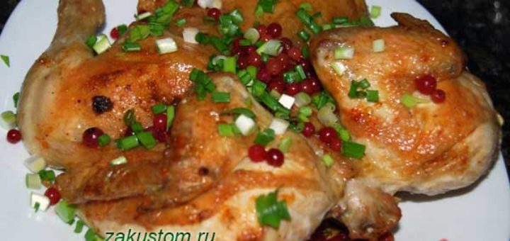 Как запечь курицу целиком с чесноком и майонезом