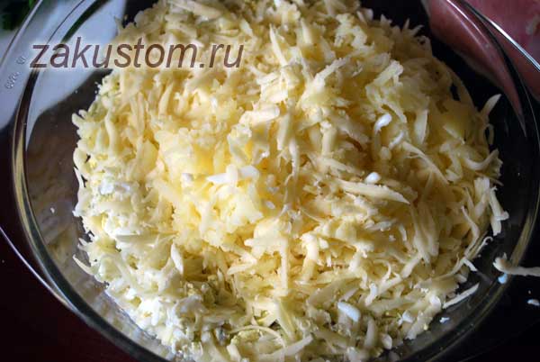 Тертые яйца с сыром